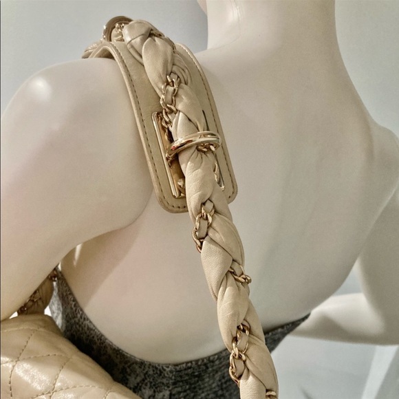 **Rare** Chanel Beige Leather Lady Braid Flap Bag - Picture 4 of 9